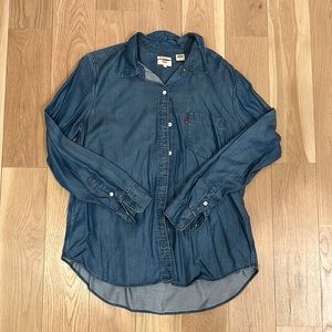 Levi’s boyfriend fit shirt